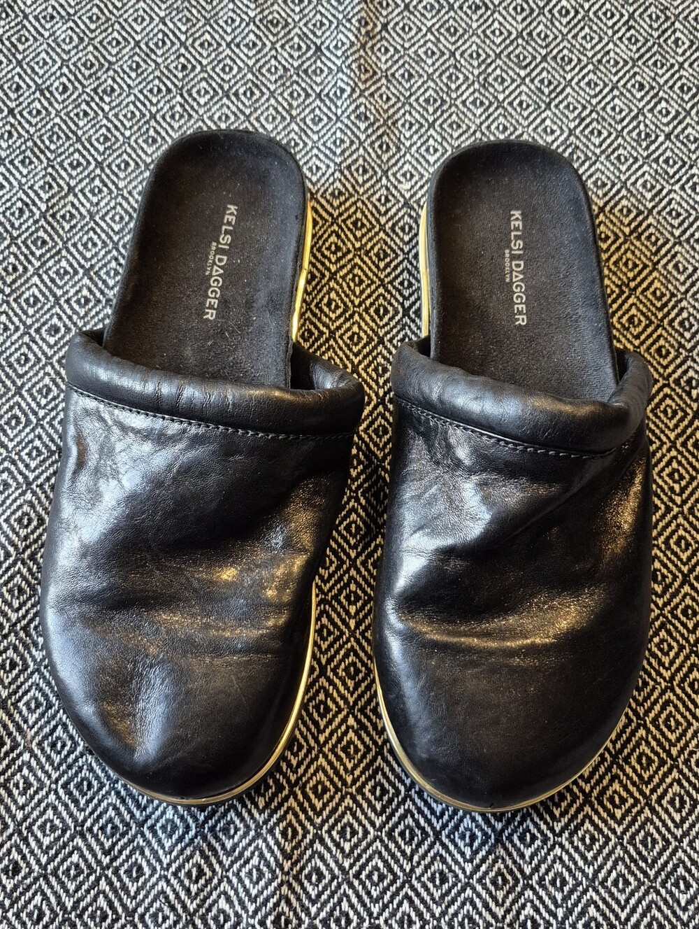 Kelsi Dagger Black And Gold Mules Size 9 - Picture 3 of 10
